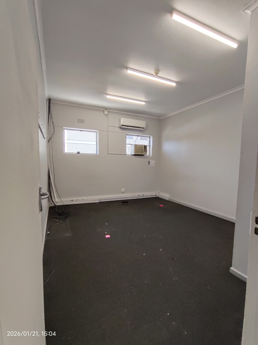 To Let commercial Property for Rent in Rondebosch Western Cape